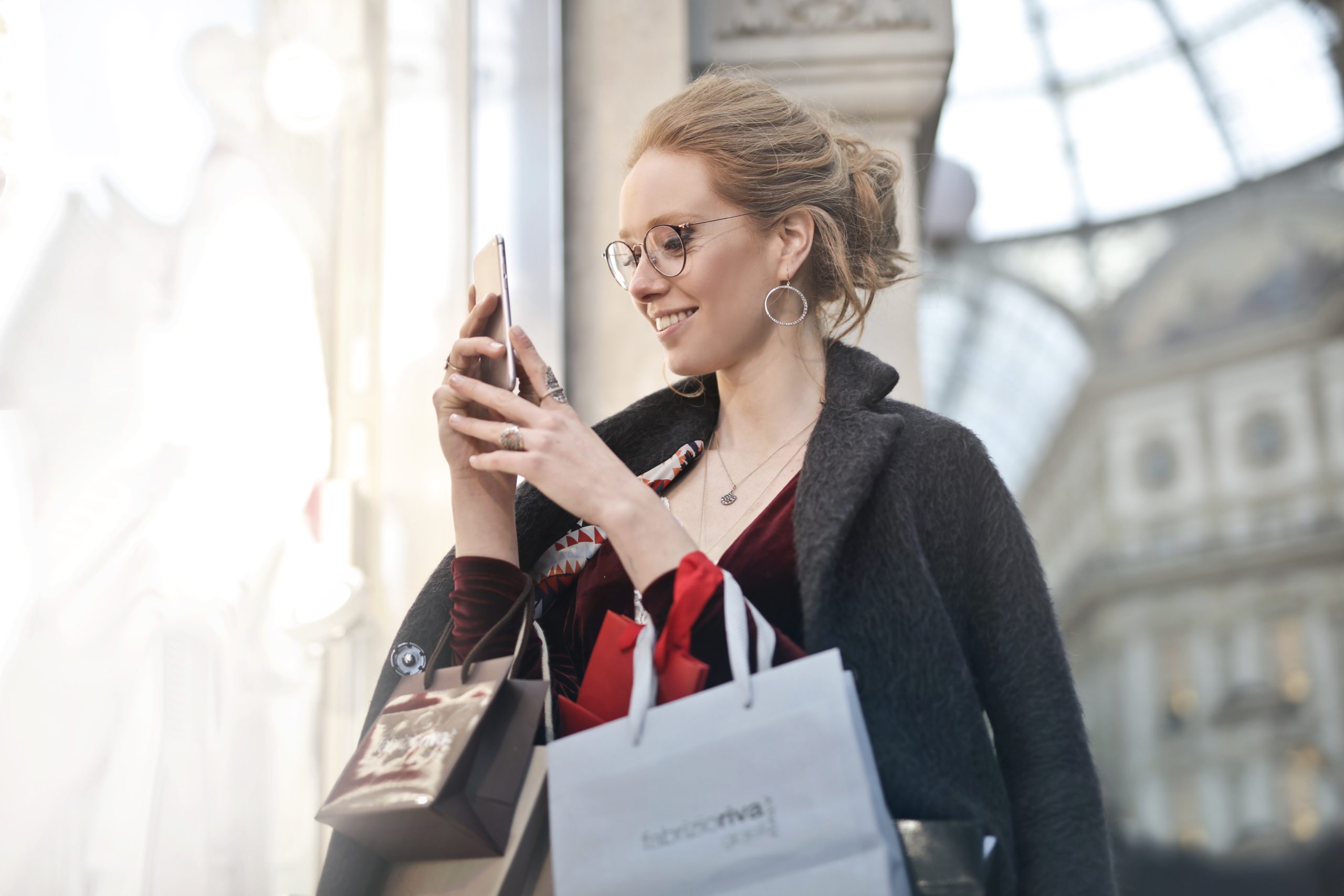 Retargeting vs. Remarketing: What’s the Difference?