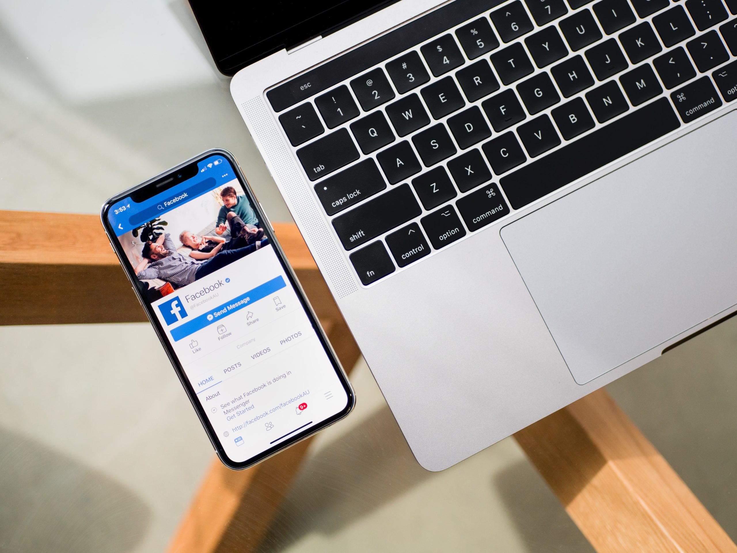 How Does Social Media Affect Advertising?